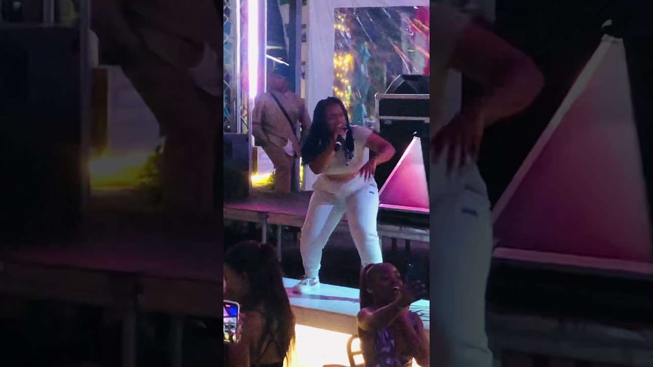 Boohle Performing Live @Altitude Beach Club(14 - Feb - 2022)