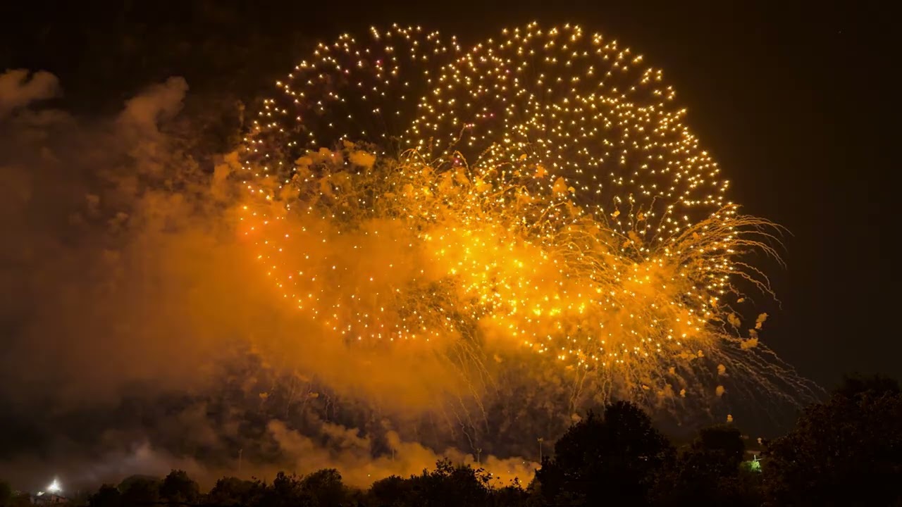 Trecastagni 9 Maggio 2025 Spettacolo Pirotecnico Partito Collegiata Ditta PEPE LUCA & FIGLI 4K