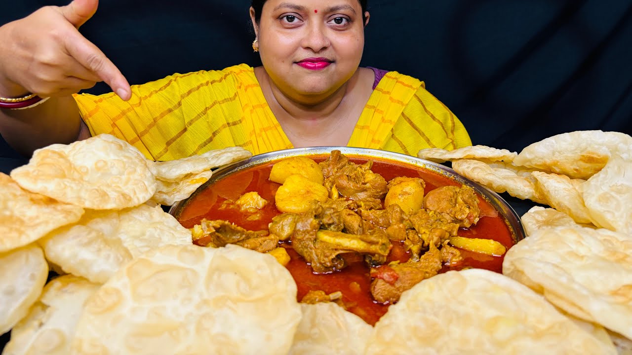 Asmar Big Bites Luchi /Puri And Spicy 🌶️ Spicy 🥵 Desi Chicken Curry Eating Asmar/Mugbang