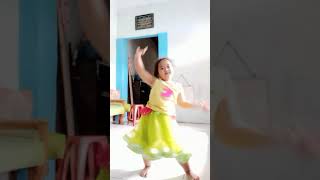 Download Lagu Di goyang terus😂 MP3