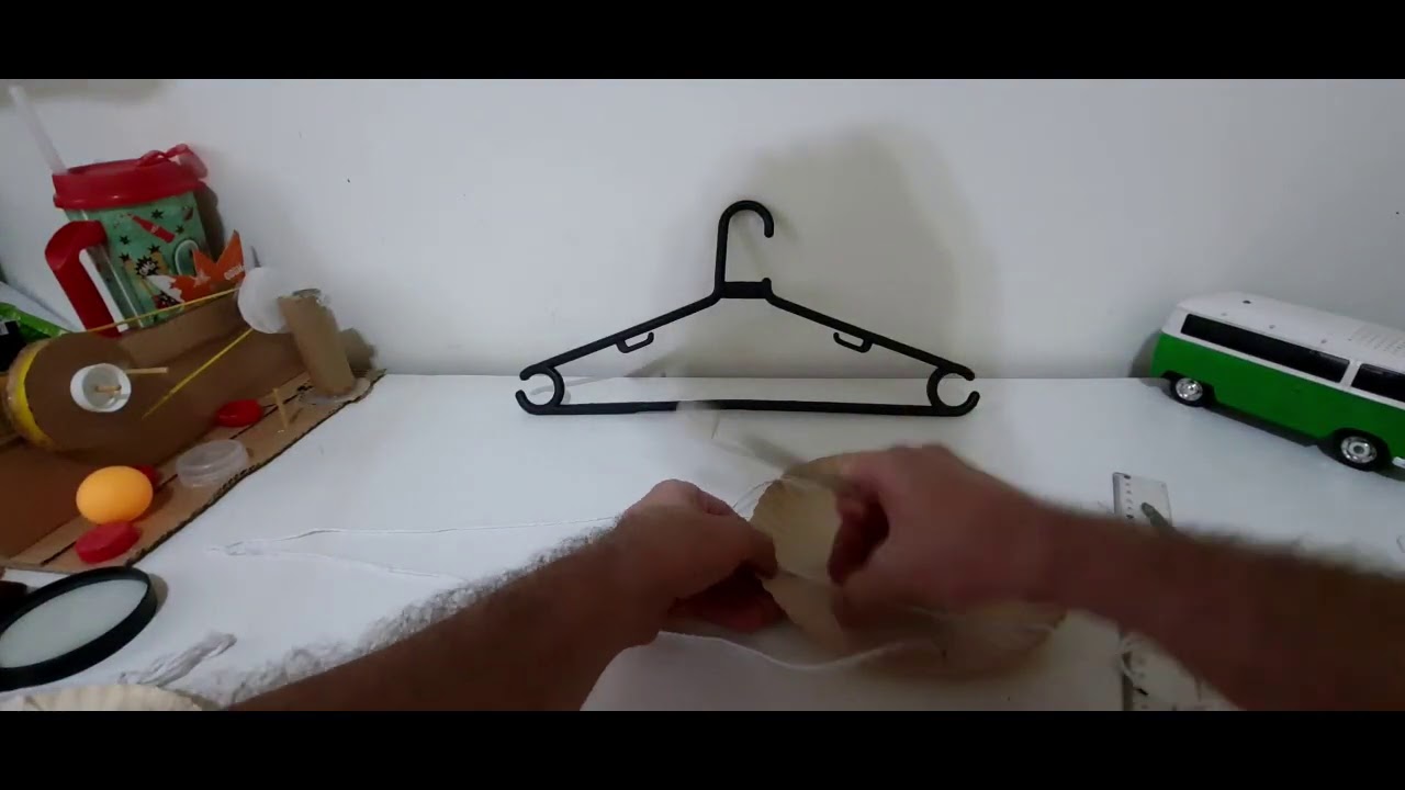 Balança de pratos feita com materiais recicláveis - Robótica ...