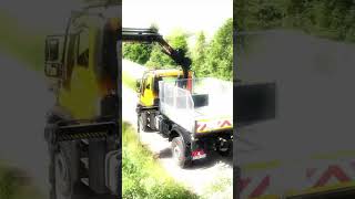 Vollgas im Ganzjahreseinsatz! 🧡🕛 #Unimog #shorts