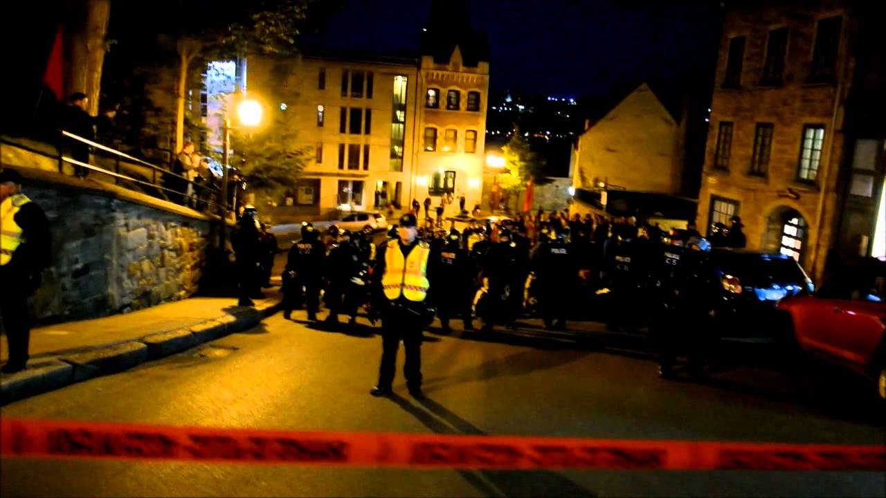 arestation loi78, Québec 5 juin 2012.wmv