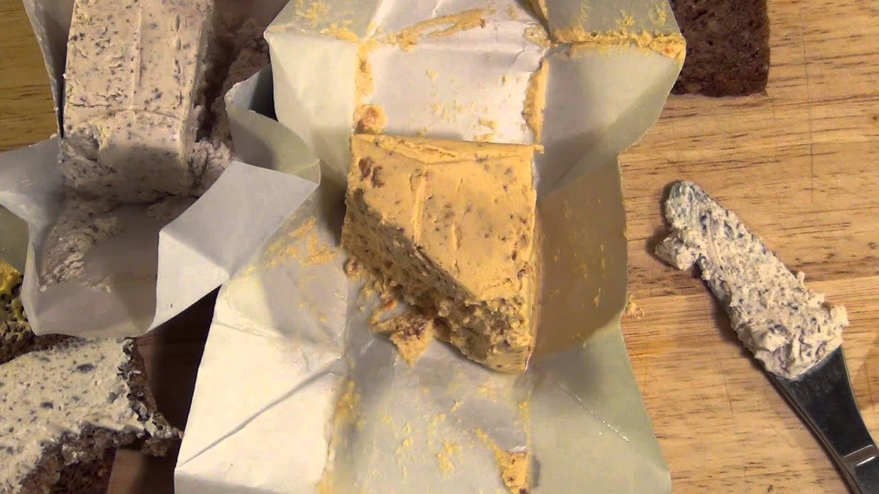 Deluxe LIDL Robiola al Pomodoro tartfuo olive nere