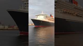 QUEEN MARY 2 in Hamburg  #shorts #hafengeburtstag