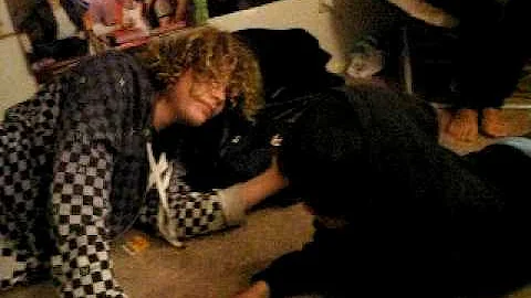 Arm Wrestling - Thomas Back & Liem Lu