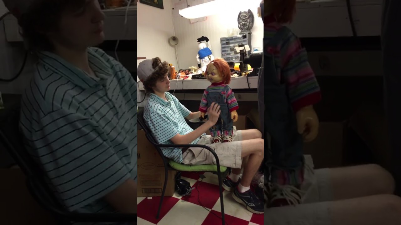 Gemmy Talking Chucky Doll