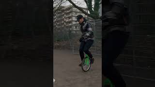 Unicycle Mastery with Zero Experience?—Behind the scenes Fun