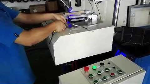 Automatic tape splicing machine