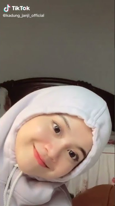 viral di tiktok cewek kacamata ngab ngab bangett