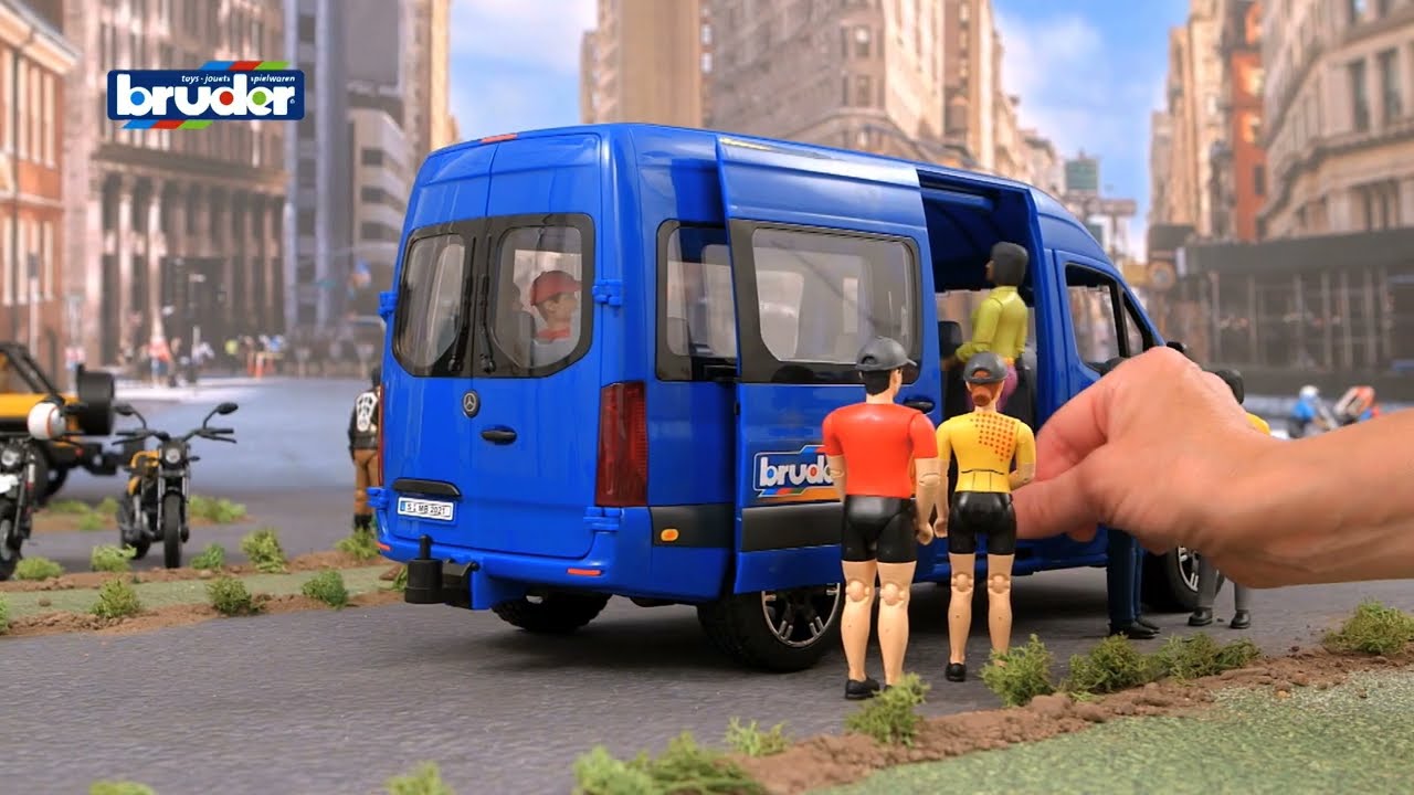 BRUDER ライフガードステーション 62780　MB 送迎車 02670 bruder ブルーダー MB 送迎車 （フィギュア付き） BR02670 - YouTube