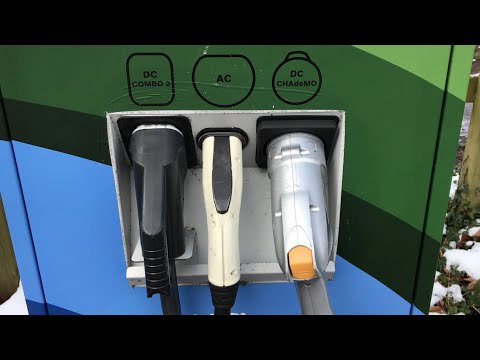 Come caricare un EV al caricabatterie pubbliche
