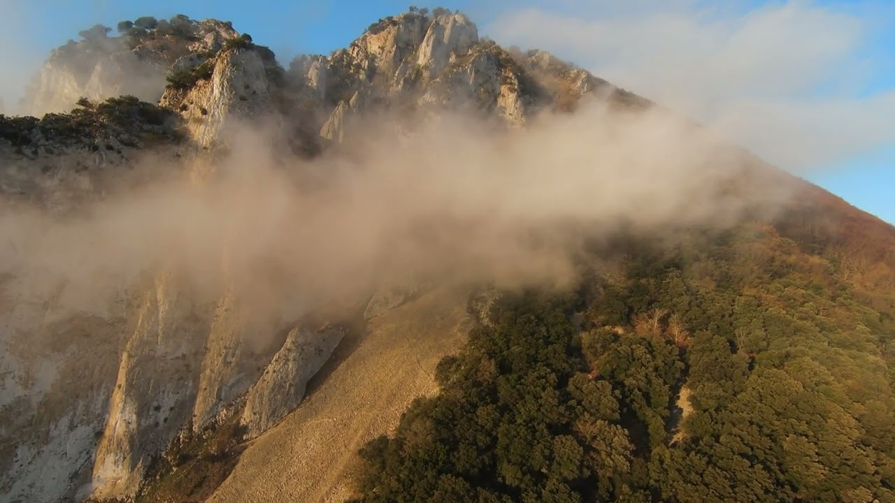 QUÉ VISITAR EN NAVARRA CON TU DRON PARA DISFRUTAR DE INCREÍBLES PAISAJES.... GAZTELU, NAVARRA 4K
