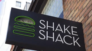 Shake Shack customer claims kiosk adds surcharge after adding no tip