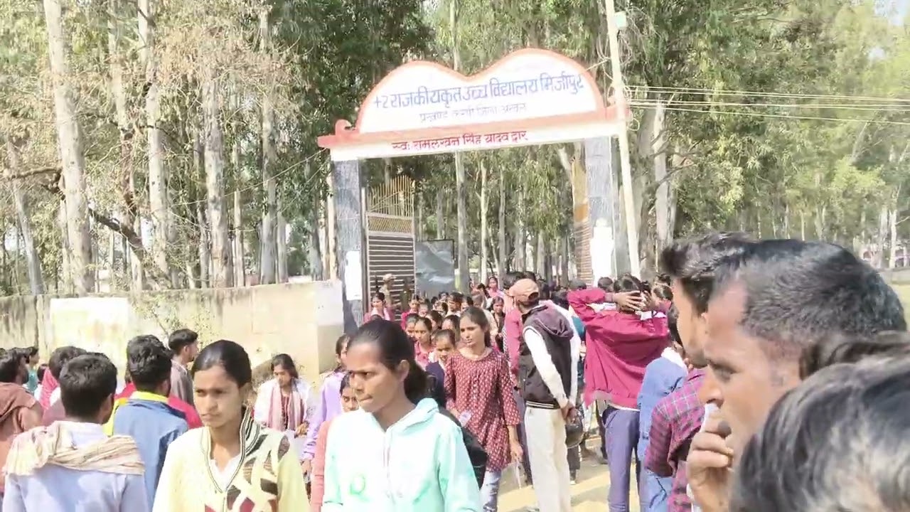 Matric exam Dekar nikle shantipurn ladkiya🇮🇳🇮🇳🇮🇳🇮🇳🇮🇳 Mirzapur kinjer