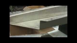 Air Powered Vibratory Feeder for Feeding Granular Material (8 TPH) - Cleveland Vibrator Co.