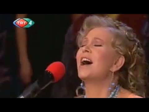 Bedia Akartürk - Şerif Hanım (Canlı Performans, TRT 4 - 2004)