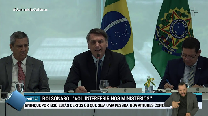 Em vídeo divulgado, Bolsonaro olha para Moro ao falar da PF