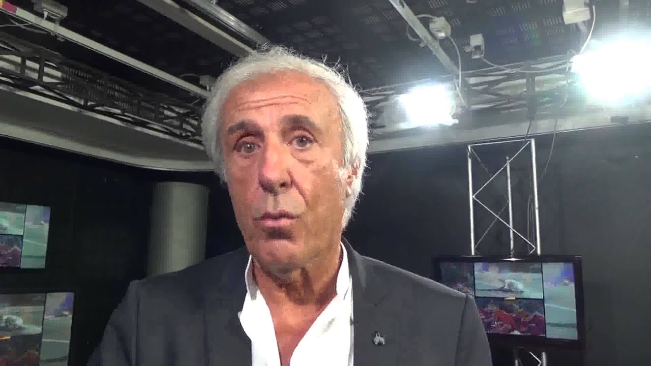 Alberto Mandolesi a Goal di Notte - YouTube