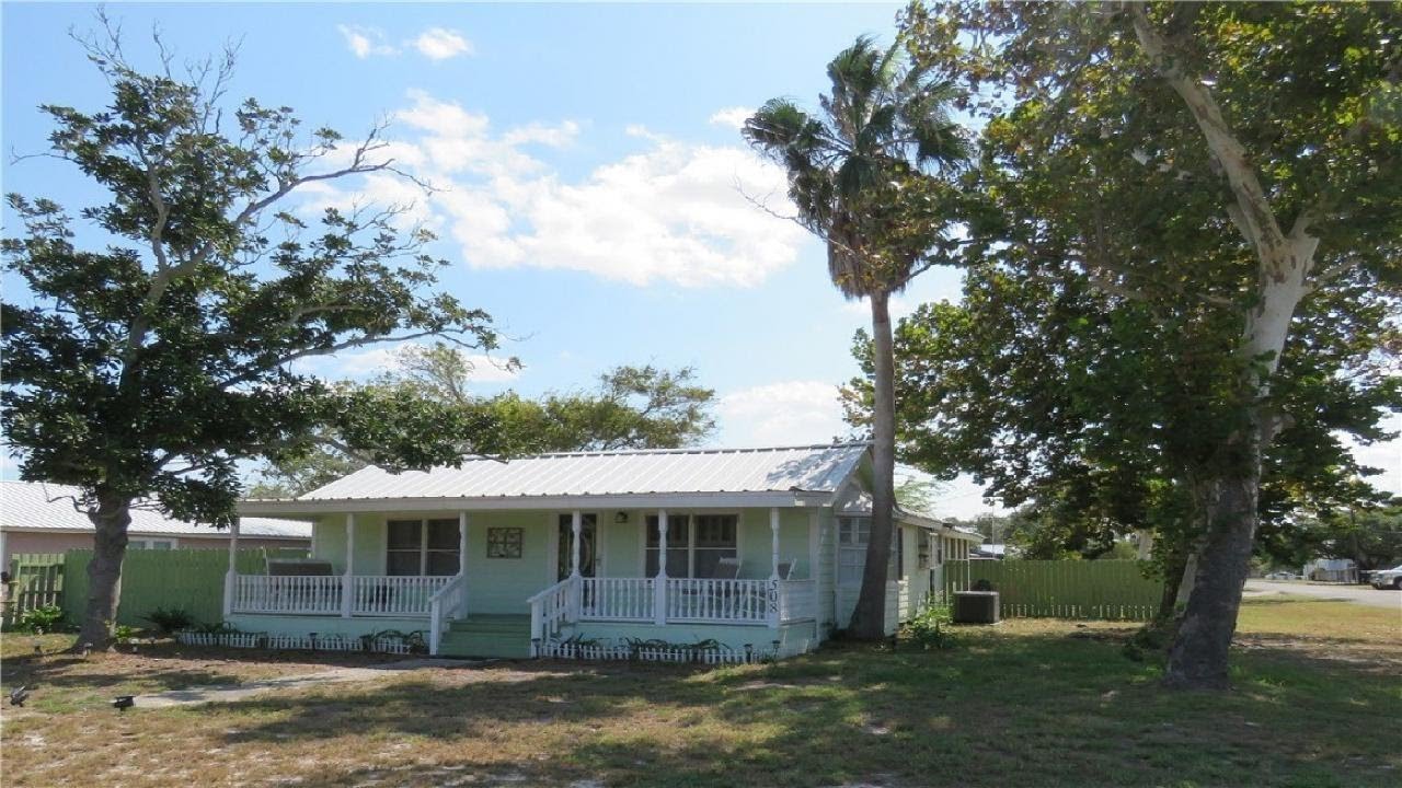 508 Broadway Street, Fulton, TX Presented by Donna Pancoast.