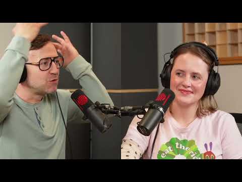 Rekorder VIDEO-PODCAST – Smooth-faced at the outdoor pool – with Benjamin as the lifeguard and th...