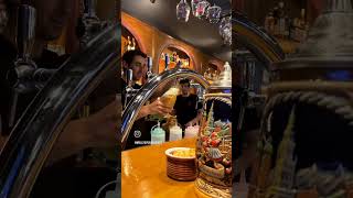 Bienvenue Au Mollys Pub