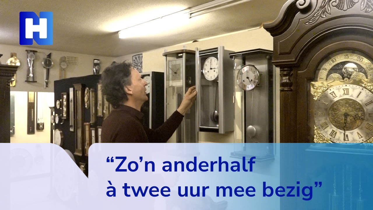 De zomertijd gaat vannacht in, dus moeten Jan en Dennis 850 klokken een uur vooruitzetten