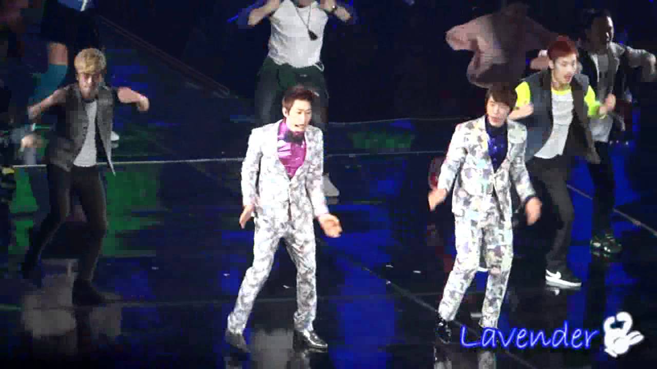 120203 SS4 in Taiwan - 東海Donghae solo (這是愛+OPPA OPPA)