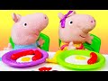 Peppa Pig e George fazem um café da manhã surpresa! História para crianças com brinquedos de pelúcia