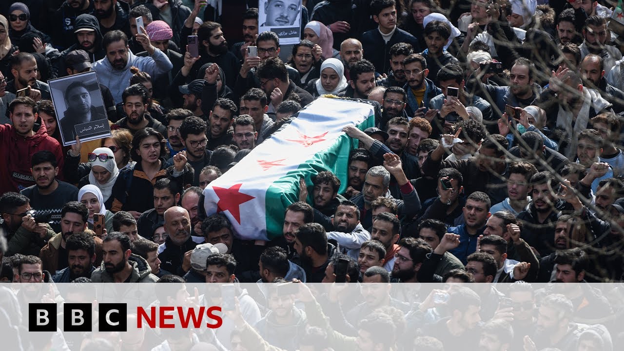 Hundreds gather in Damascus for Syrian activist’s funeral | BBC News
