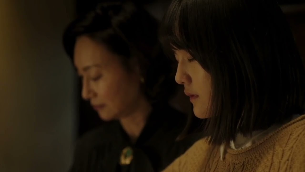 Shot composition in The Bold, the Corrupt, and the Beautiful