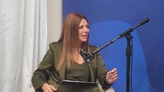 Podcast Break: Εκτός Ύλης | Επεισόδιο #2: Ο εκπαιδευτικός που τολμά να κάνει τη διαφορά με την τέχνη
