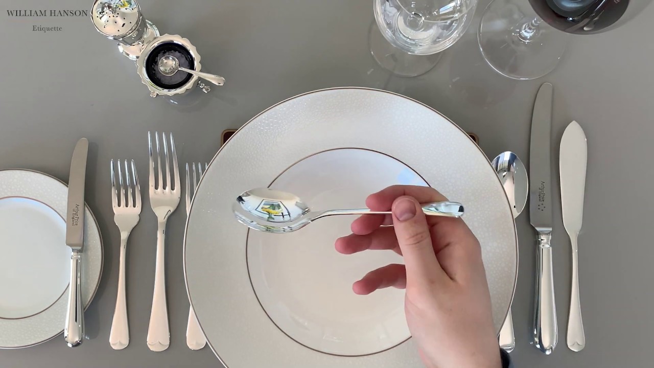How to use and hold cutlery
