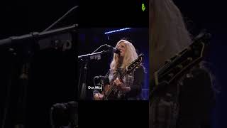 Dar Williams - Hummingbird Highway (live on eTown)