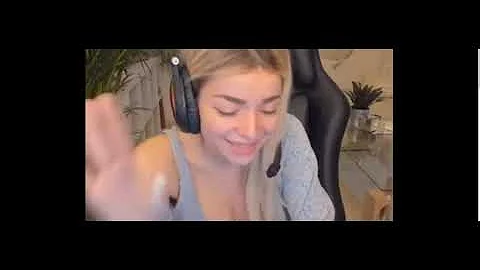 PEWDIEPIE REACTS TO HELENALIVE'S TWITCH BAN!