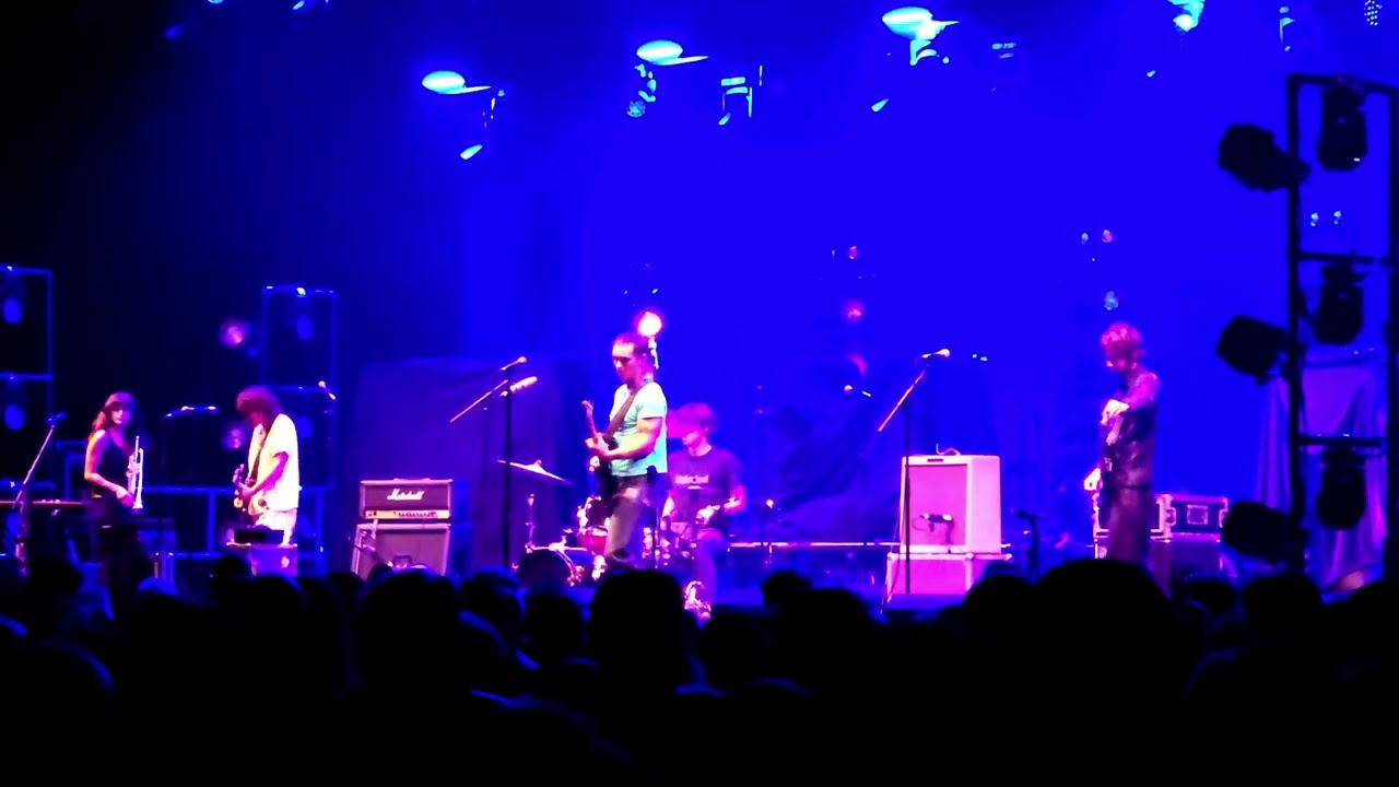 Floodlights - Buoyant - O2 Victoria Warehouse - Manchester - 22/10/25 - 4K