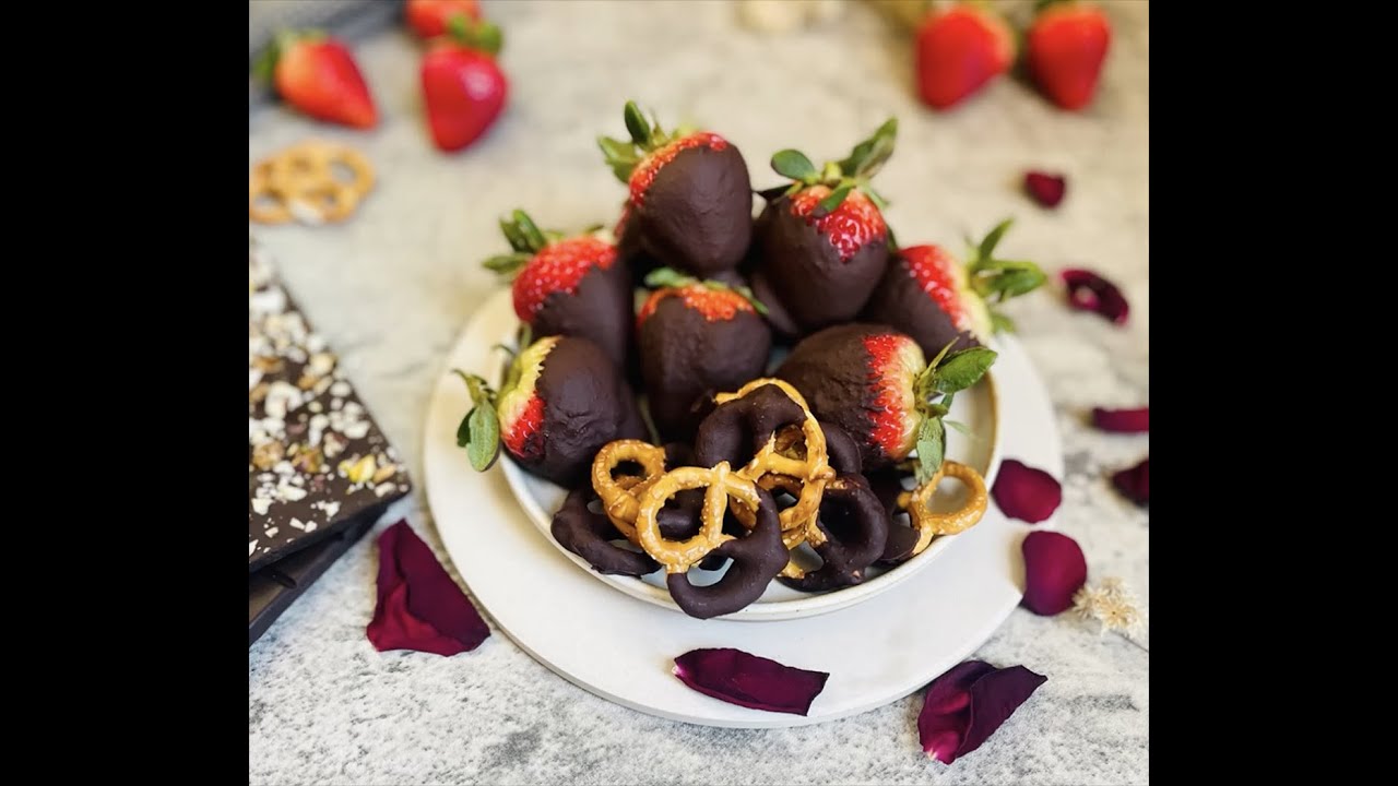 Chocolate Covered Strawberries & Pretzels🍫🍓🥨 YouTube
