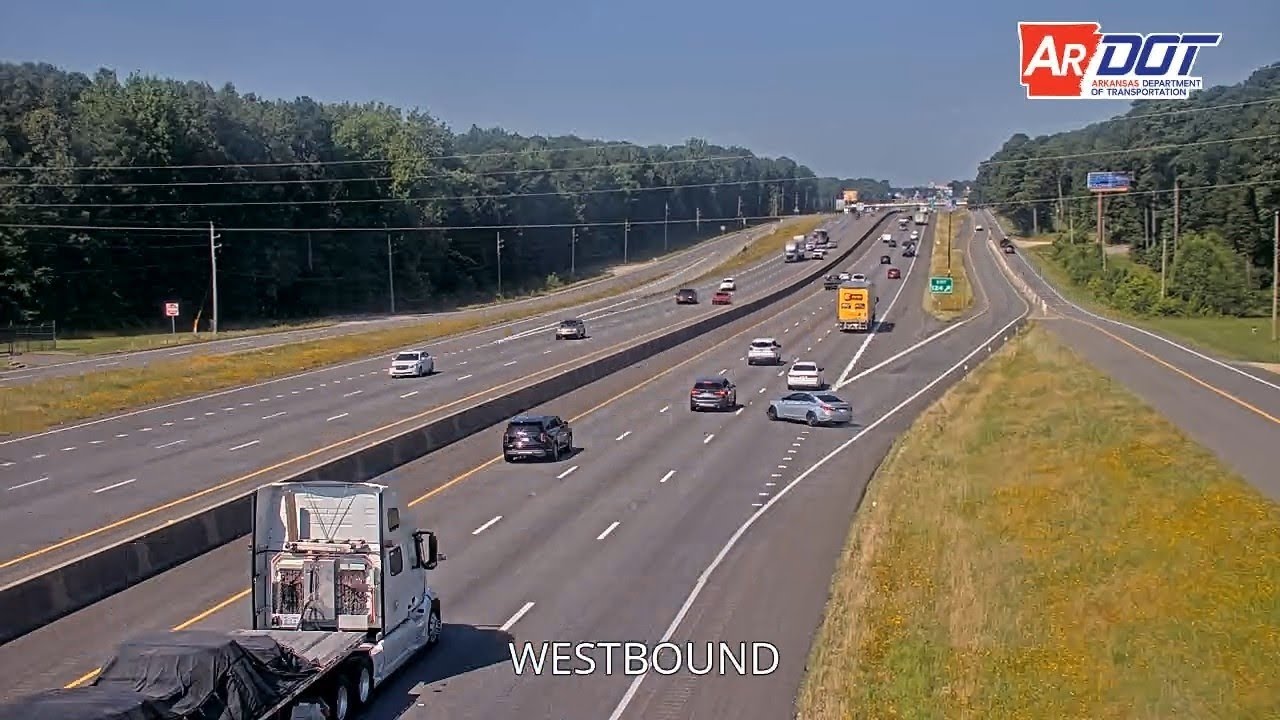 Arkansas: Reckless Driver Loses Control & Crashes Into Pickup Truck ...
