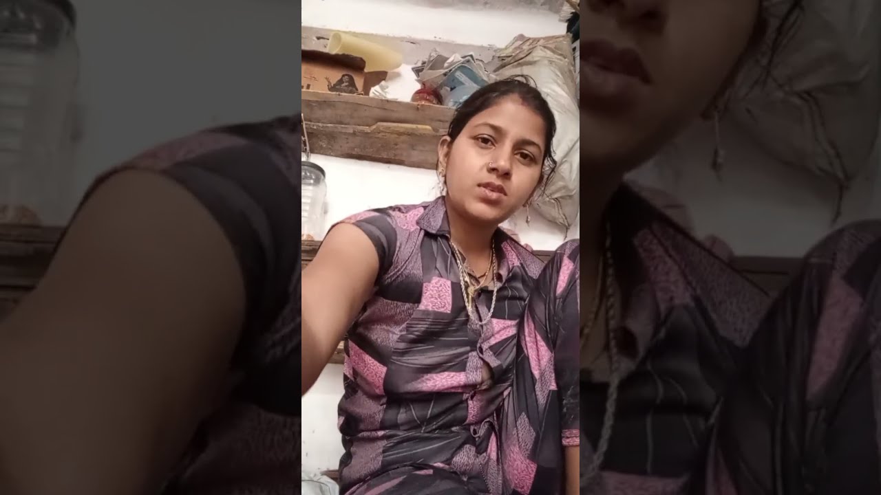 मेरे लाइव वीडियो में आप लोगों को स्वागत है दोस्तों आज लाइव अलग ही है धमाल मचाने हैप्पीन्यू ईयर😍