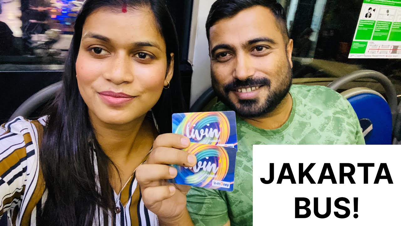 Using Jakarta Bus for the First Time in Indonesia 🇮🇩 | Transjakarta