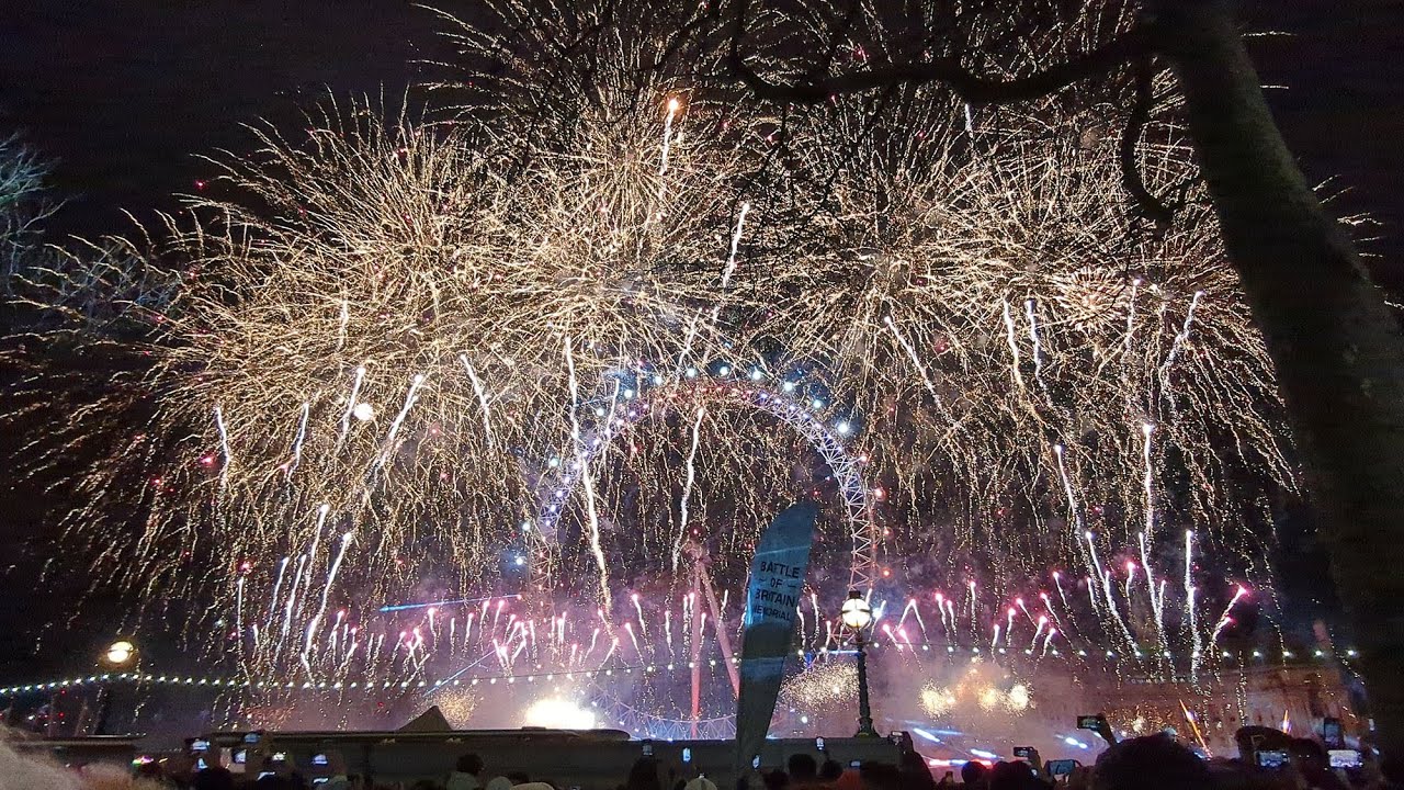 London Fireworks NYE 2024: Witness the BIGGEST Show Ever!