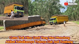 Cuma Truk Hino Genk Yang Mau Nolong, Akibat Kebaikannya Truknya Gak Jadi Tumbang