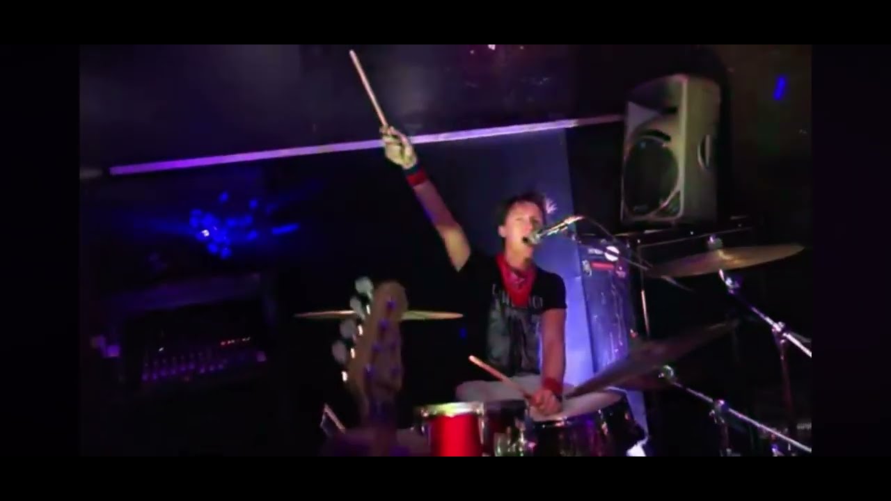 SPIZM slug out closer SENSATION live in Tokyo