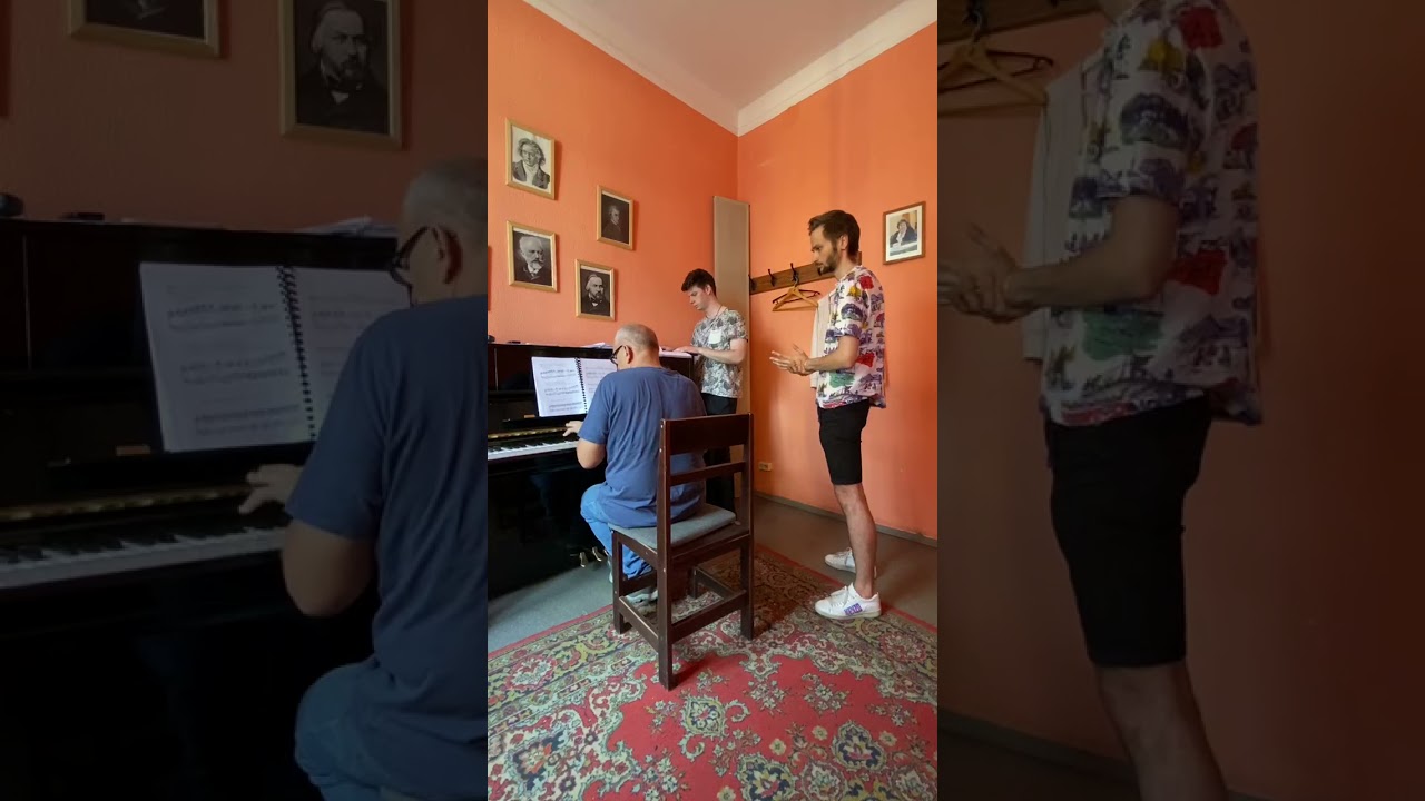 ДУЭТ ОТЦА  СЕРГИЯ И ИВАНА  ПЕТЛИНА