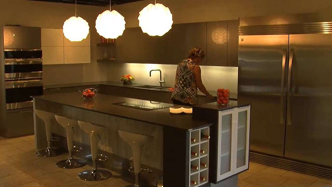 Deslaurier Custom Cabinets