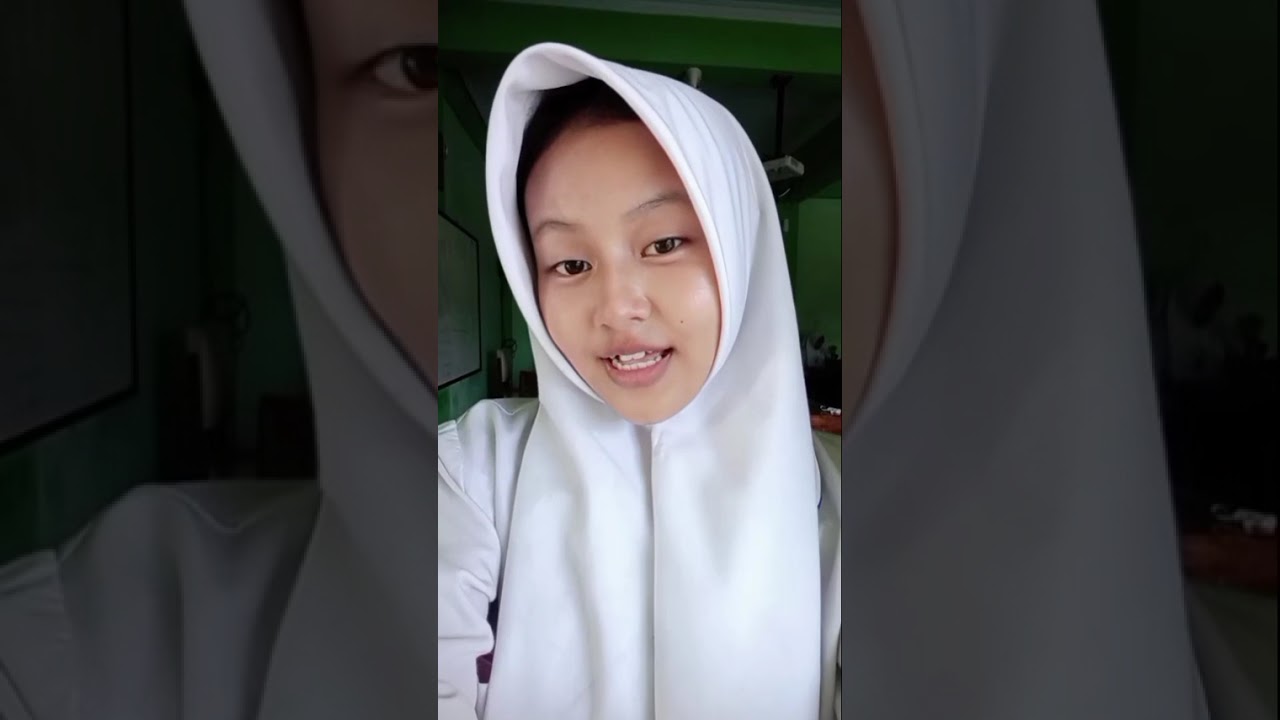 Hayya natakallam billughoh al arobiyyah walau qolilan walau khotoan. 