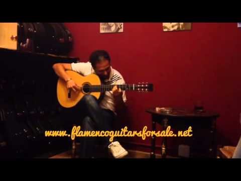 diego-del-morao-plays-the-conde-hermanos-af25-2006-flamenco-guitar-for-sale