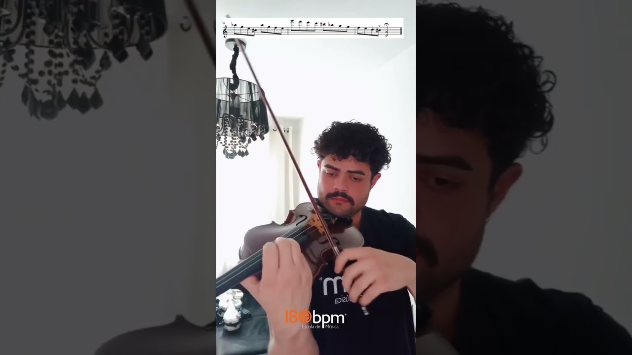 Professor Felipe Almeida 