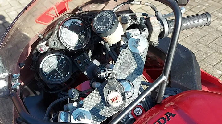 nc23 cbr400rr UK import. First start and it'll need a carb tune