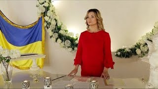 Один день в ЗАГСе: как оно работать ведущей свадебных церемоний? Один день в ЗАГСе: как оно работать ведущей свадебных церемоний?